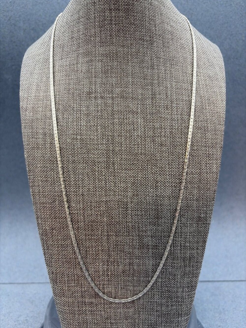 Textured Chain Necklace 24 In Silver Classic Elegant Simple Retro Vintage Timele